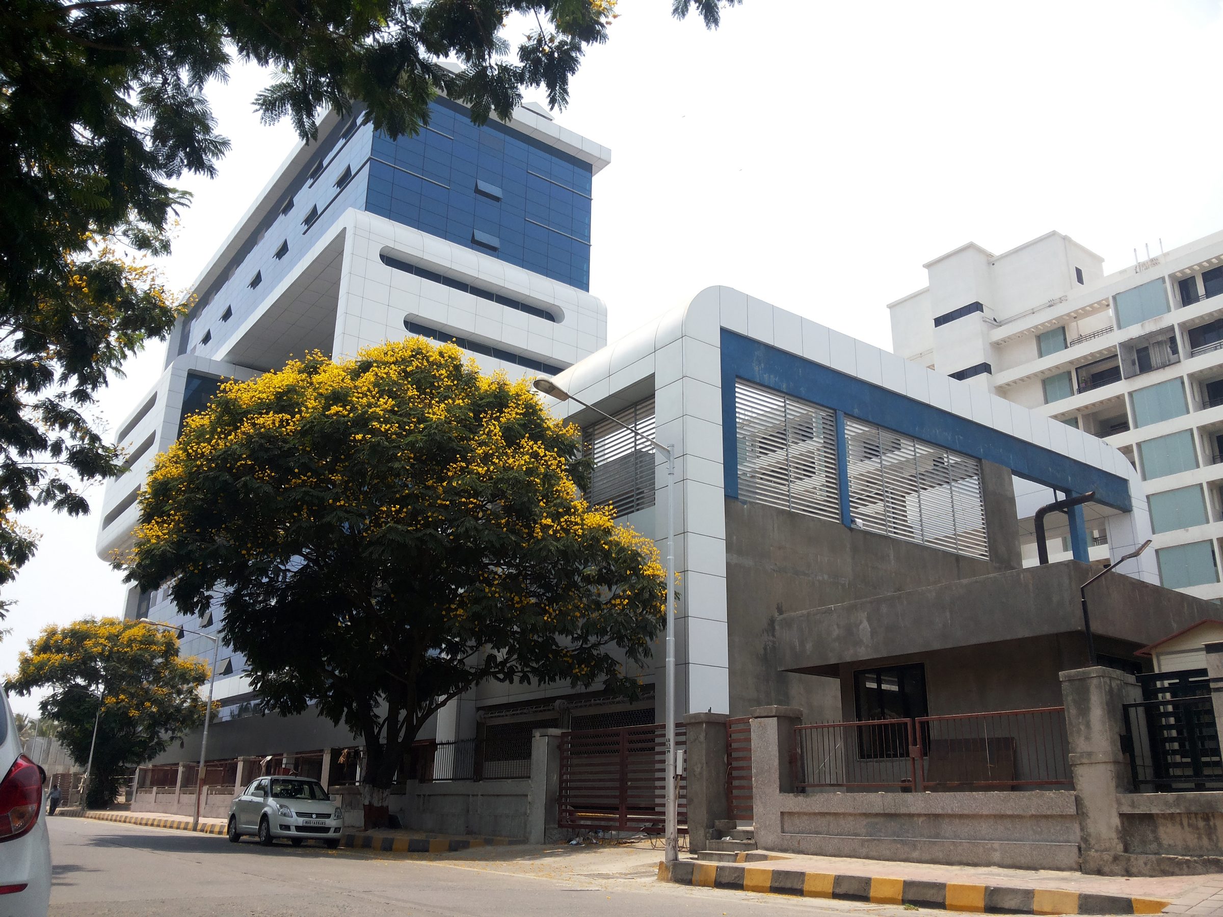 MMRDA Headquarters, view 3